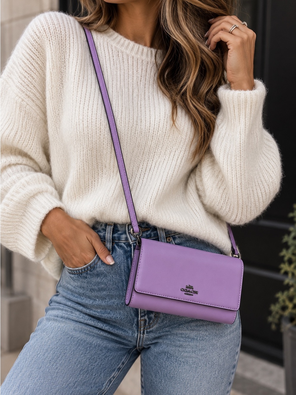 💜 COACH LAVENDER CROSSBODY WALLET